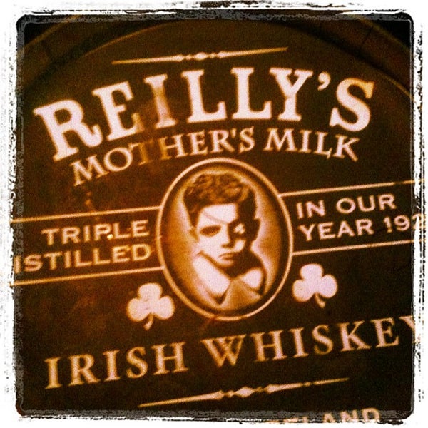 Photo taken at Rock &amp; Reilly&#39;s Irish Pub by Alf L. on 11/12/2011