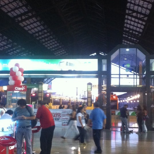 Foto scattata a Mall Paseo Arauco Estación da Santiago F. il 2/24/2012
