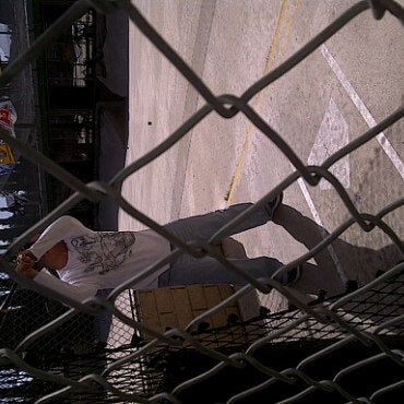 รูปภาพถ่ายที่ Home Run Park Batting Cages โดย Maribel M. เมื่อ 3/27/2011
