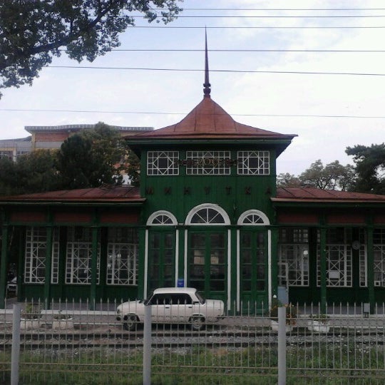 жд вокзал минутка кисловодск. северо-кавказская железная дорога кисловодск. станция минутка кисловодск. станция минутка. жд станция минутка кисловодск.