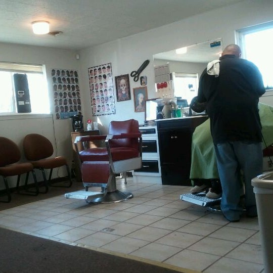 Photos at Big Mo's Barber Shop Hair Salon in Turner