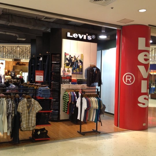 Levi's Store - The Mall Nakhon Ratchasima
