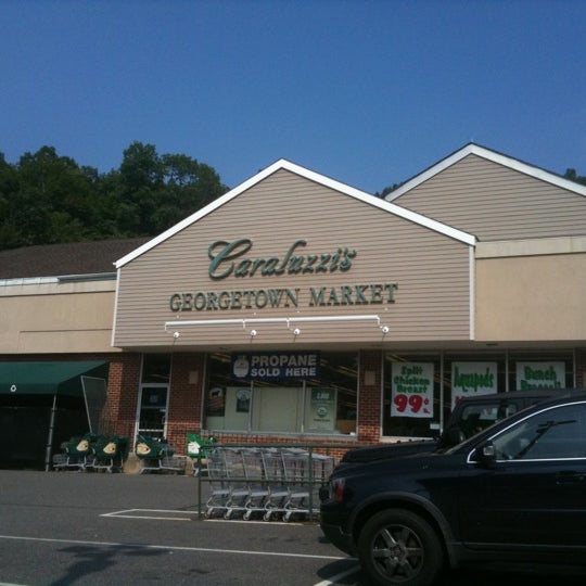 Caraluzzi's Market Gourmet Store in Wilton