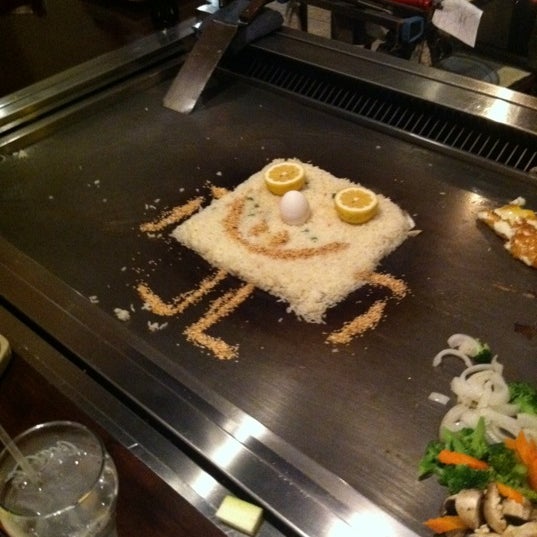 Снимок сделан в Arashi Japan Sushi &amp; Steak House пользователем Tammy Y. 9/18/2011