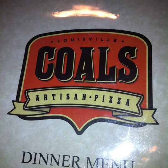 รูปภาพถ่ายที่ Coals Artisan Pizza โดย Marydith L. เมื่อ 4/14/2012