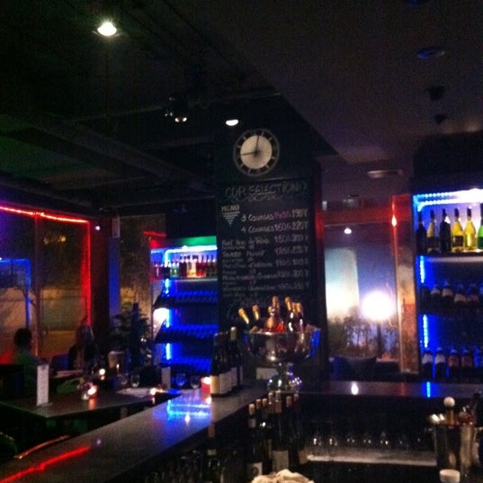 3/12/2011 tarihinde Charles C.ziyaretçi tarafından Cube French Restaurant and Wine Bar'de çekilen fotoğraf
