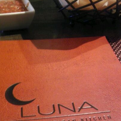 8/24/2011 tarihinde David L.ziyaretçi tarafından Luna Modern Mexican Kitchen'de çekilen fotoğraf