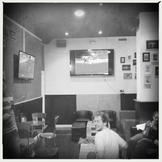 Photo prise au Building Kirol &amp; Bar par Alfonso d. le7/21/2012