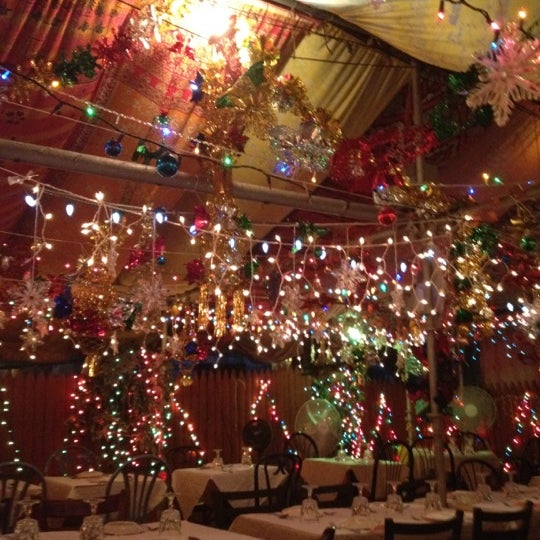 Photo taken at Banjara Indian Restaurant by Britt L. on 3/30/2012