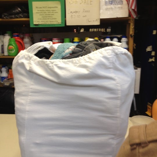 Bubble Laundromat Williamsburg 2 tips from 93 visitors