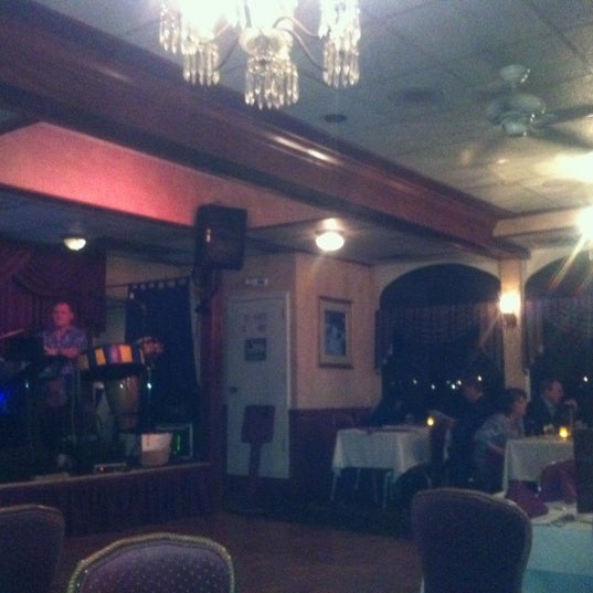 11/18/2011 tarihinde lenore r.ziyaretçi tarafından StarLite Sapphire Dining Yacht'de çekilen fotoğraf