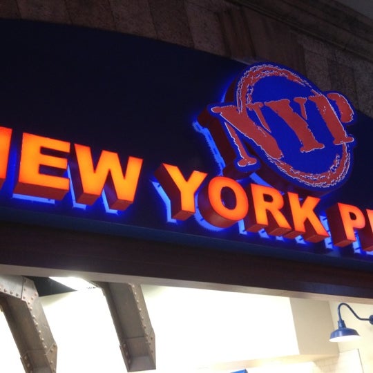 Photo taken at New York Pizzeria by Filip P. on 8/29/2012