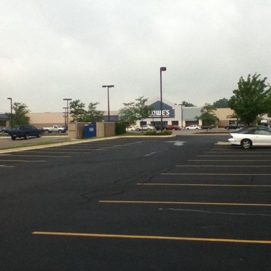 Lowe's 2191 North Telegraph Road