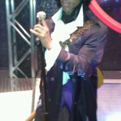Photo taken at Madame Tussauds Las Vegas by Madeline S. on 10/21/2011