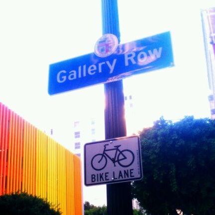 2/10/2012にNic Cha K.がGallery Rowで撮った写真