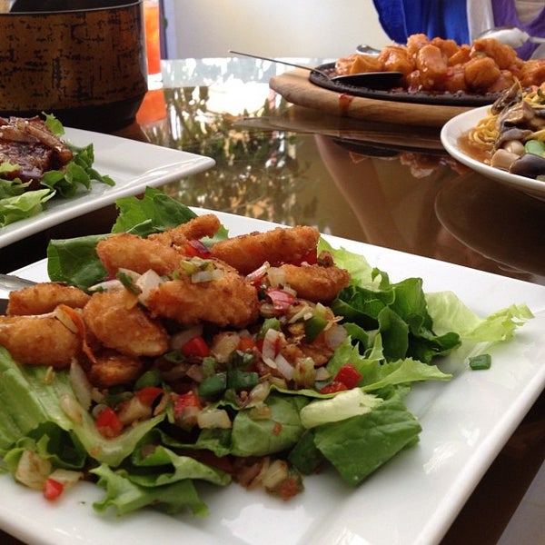 Loving Hut Vegetarian / Vegan Restaurant in Elk Grove