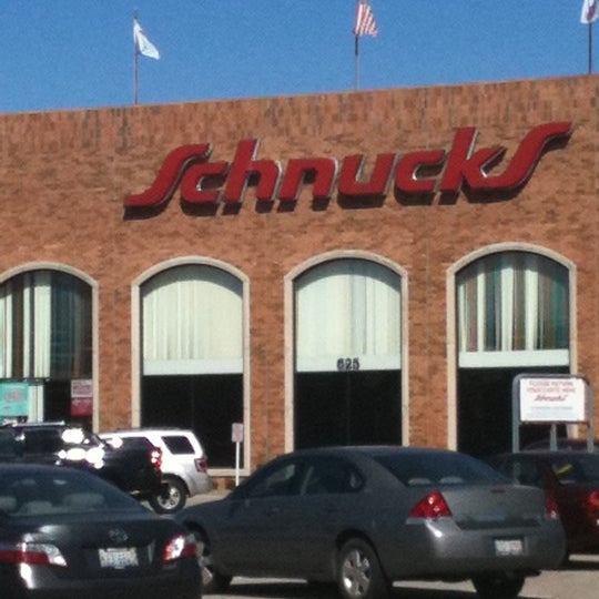 Schnucks Supermarket in Fairview Heights