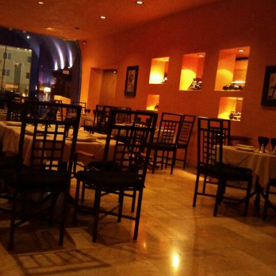 Foto tomada en Santa Fe Restaurante  por Tofirete Z. el 1/27/2012