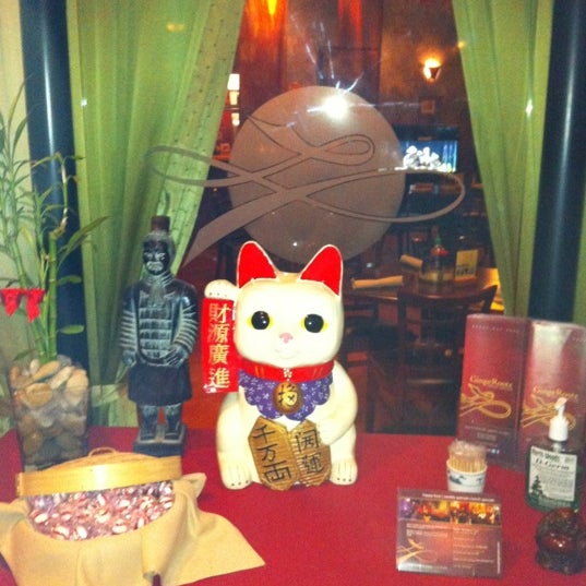 รูปภาพถ่ายที่ GingeRootz Asian Grille โดย Cheryl P. เมื่อ 11/12/2011