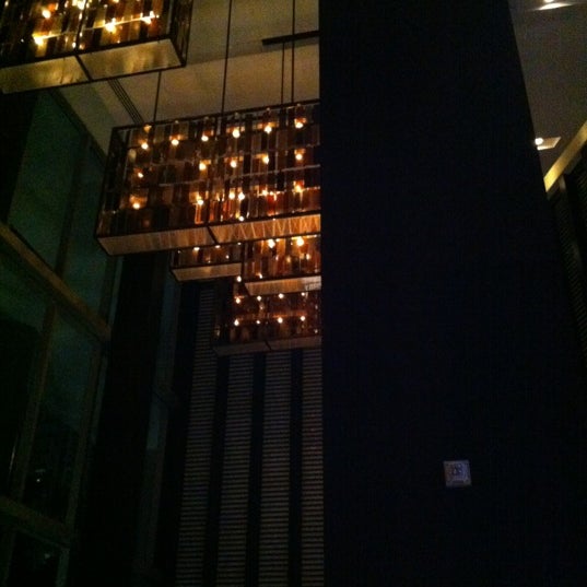 Foto tomada en Kyma Lounge  por Jose Q. el 1/14/2012