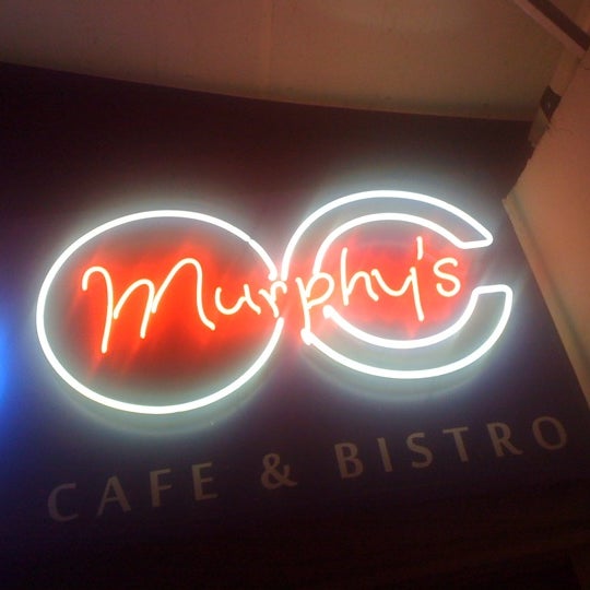 9/23/2011にGokhan K.がOC Murphy&#39;sで撮った写真