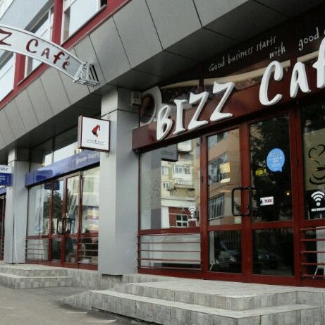 Foto tomada en Bizz Cafe  por Cristian S. el 2/11/2011