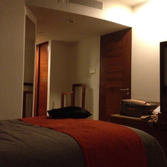 Foto tomada en Hotel Real Inn Morelia by Camino Real  por David M. el 4/20/2012
