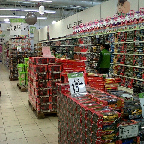 Photos at Tottus Supermarket