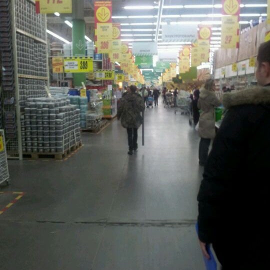 Снимок сделан в Леруа Мерлен пользователем Андрей Г. 2/21/2012
