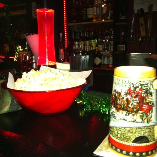 Foto diambil di Rumpy&#39;s Tavern oleh Jesse L. pada 3/1/2012
