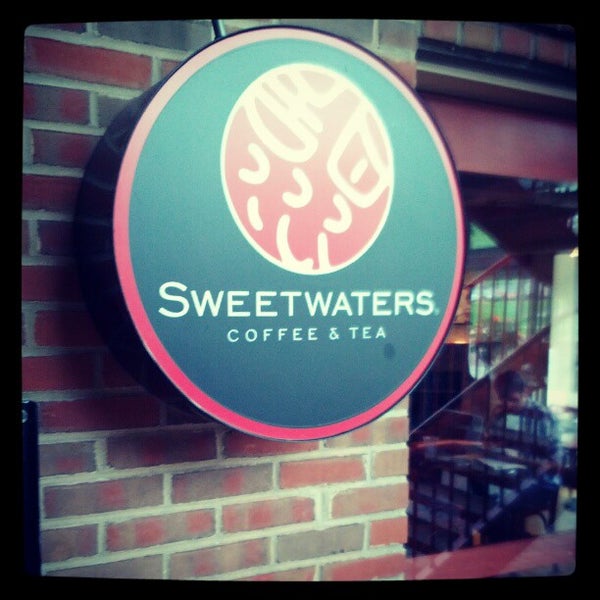 Photo taken at Sweetwaters Coffee &amp; Tea Kerrytown by Curtis H. on 5/12/2012