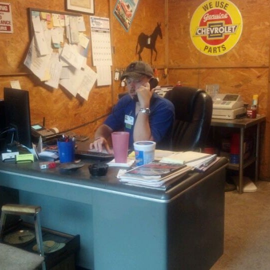 Wright Auto Salvage Automotive Repair Shop in Fort Walton Beach