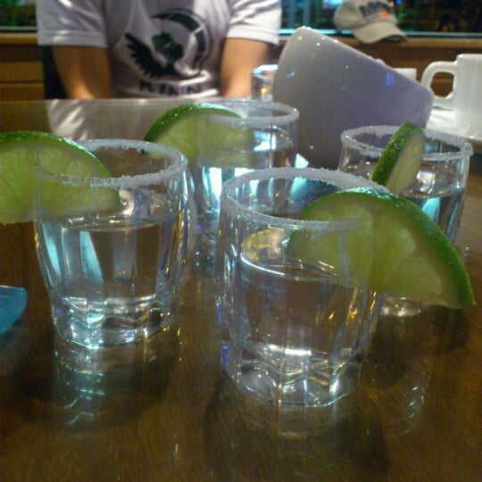 9/13/2012にaiinuraがCenter Barで撮った写真