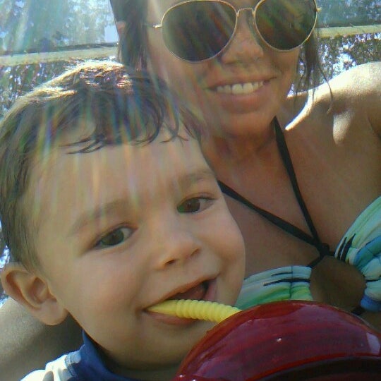 Photo taken at Splashtown San Antonio by kristi b. on 8/14/2012