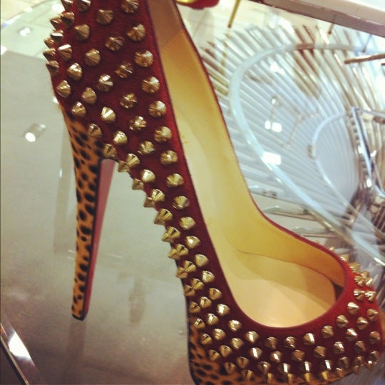 Photo taken at Saks Fifth Avenue by Janice G. on 6/7/2012
