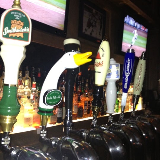 Photo taken at Harrington&#39;s Bar &amp; Grill by Jason J. on 4/19/2012