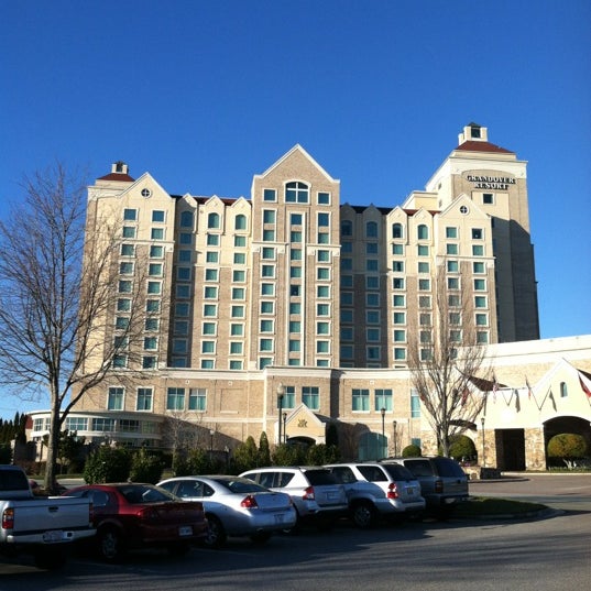 Снимок сделан в Grandover Resort &amp; Conference Center пользователем Donald R. 2/20/2012