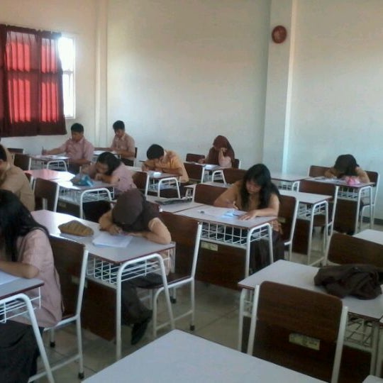 Foto tomada en SMA Negeri 14 Surabaya  por Anas M. el 3/22/2012
