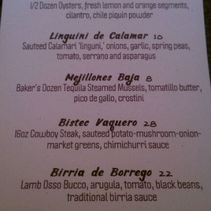 Foto tirada no(a) Jibarra Mexican Tequila Lounge por Laura M. em 6/1/2012