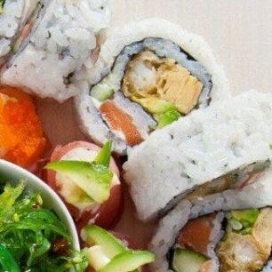 รูปภาพถ่ายที่ Ask de Chef - Fusion | Sushi | Lounge โดย Ferry-Jan W. เมื่อ 3/16/2012