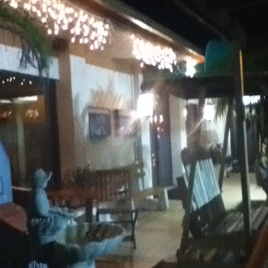 12/24/2011にZach G.がBeyond The Sea Restaurant and Supper Clubで撮った写真