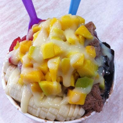 7/22/2012에 Tiffany L.님이 Salju Dessert에서 찍은 사진