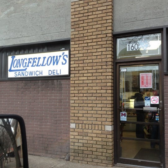 Longfellow's Sandwich Deli 6 tips from 228 visitors