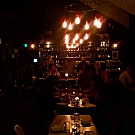 1/19/2012 tarihinde Rich R.ziyaretçi tarafından Toast Kitchen + Bar'de çekilen fotoğraf