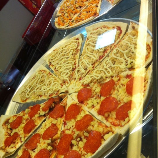 8/23/2011にAdriana M.がShake Pizzaで撮った写真