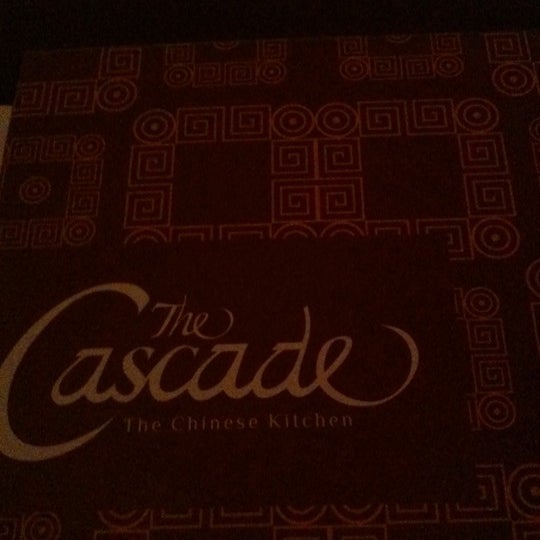 Foto scattata a Cascade Restaurant da Prasanna R. il 5/5/2012