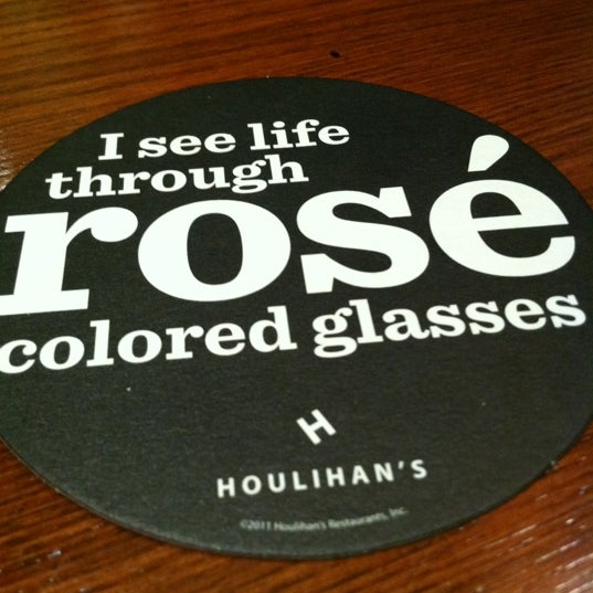 Photo taken at Houlihan&#39;s by Aaron G. on 2/28/2012
