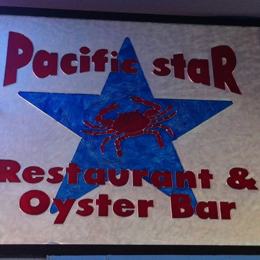 Photo taken at Pacific Star Restaurant &amp; Oyster Bar - Austin by Juan Carlos L. on 8/20/2011
