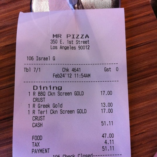 Foto tomada en Mr. Pizza  por Erin K. el 2/24/2012