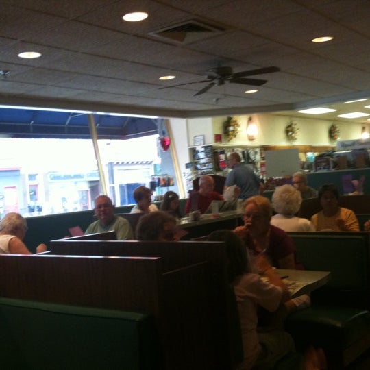 Photo taken at Hinkle&#39;s Restaurant by Danielle F. on 8/3/2011